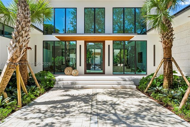 12250 SW 62nd Ave, Pinecrest, FL 33156