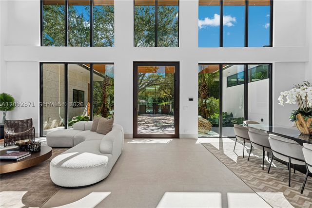 12250 SW 62nd Ave, Pinecrest, FL 33156