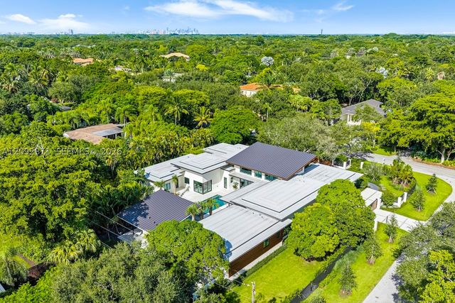 12250 SW 62nd Ave, Pinecrest, FL 33156
