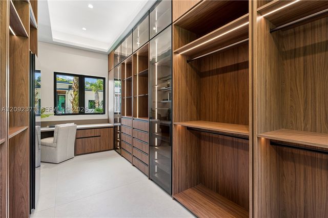 12250 SW 62nd Ave, Pinecrest, FL 33156