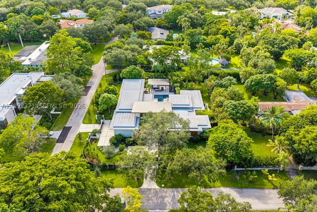 12250 SW 62nd Ave, Pinecrest, FL 33156