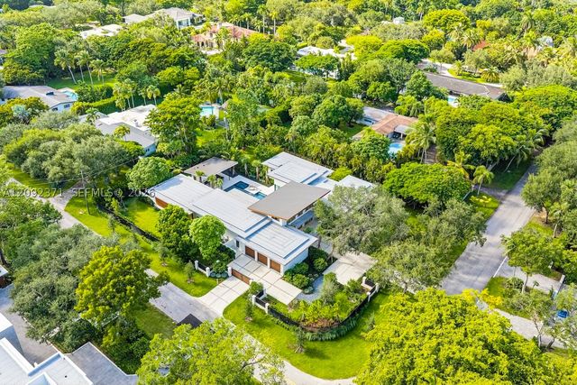 12250 SW 62nd Ave, Pinecrest, FL 33156