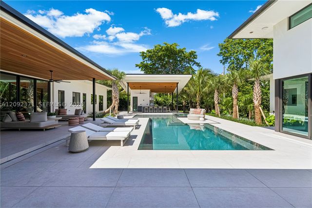 12250 SW 62nd Ave, Pinecrest, FL 33156