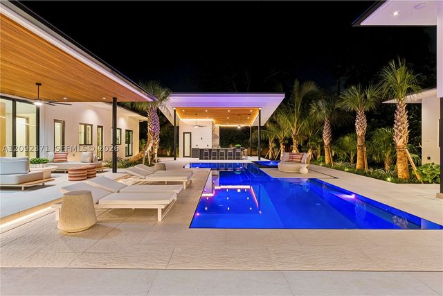 12250 SW 62nd Ave, Pinecrest, FL 33156