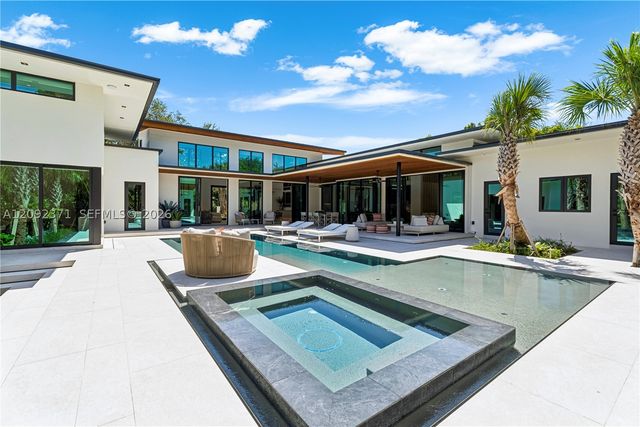 12250 SW 62nd Ave, Pinecrest, FL 33156