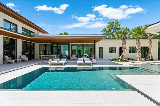 12250 SW 62nd Ave, Pinecrest, FL 33156
