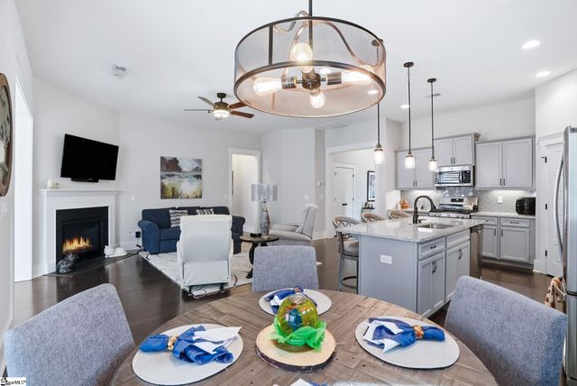 12 Moray Place, Simpsonville, SC 29681