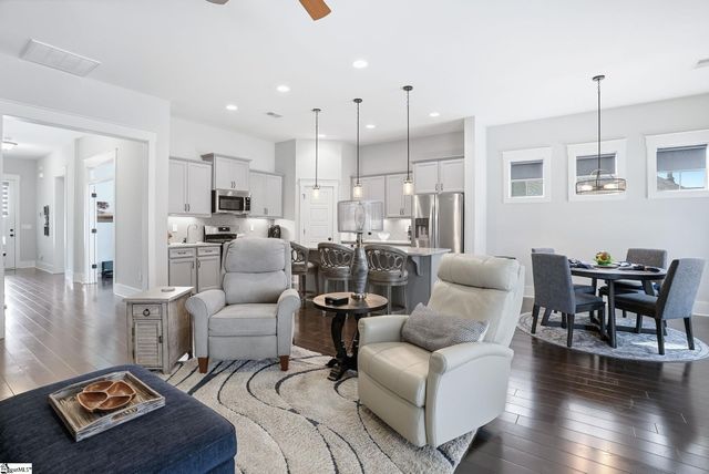 12 Moray Place, Simpsonville, SC 29681