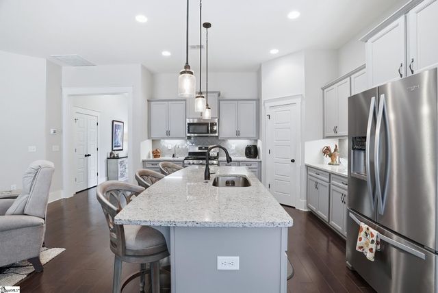 12 Moray Place, Simpsonville, SC 29681