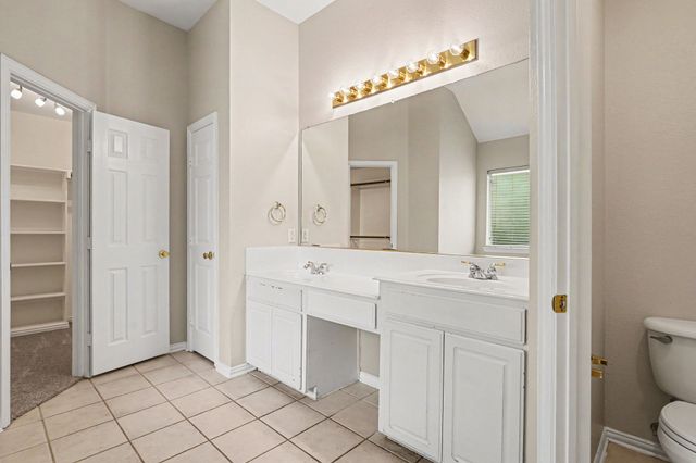 11829 Warbler Lane, Fort Worth, TX 76244