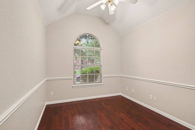 11829 Warbler Lane, Fort Worth, TX 76244