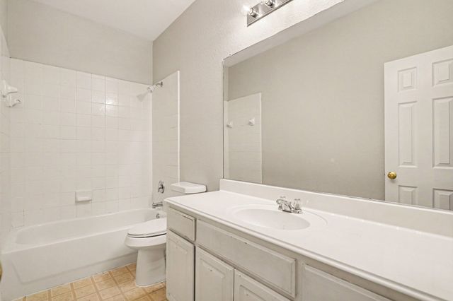 11829 Warbler Lane, Fort Worth, TX 76244