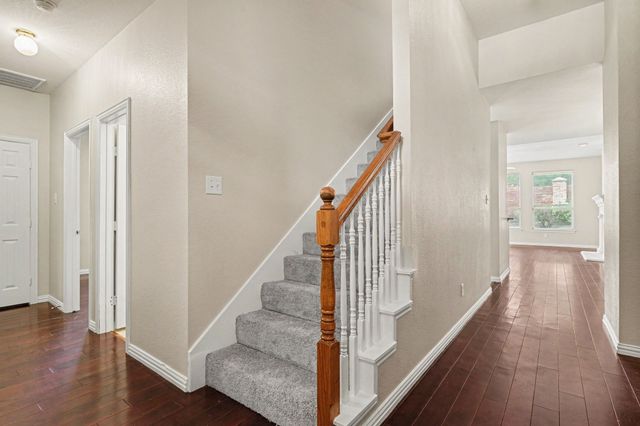 11829 Warbler Lane, Fort Worth, TX 76244
