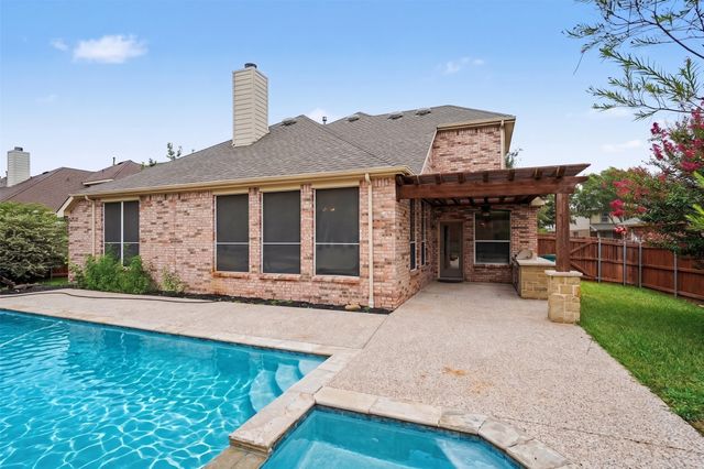 11829 Warbler Lane, Fort Worth, TX 76244