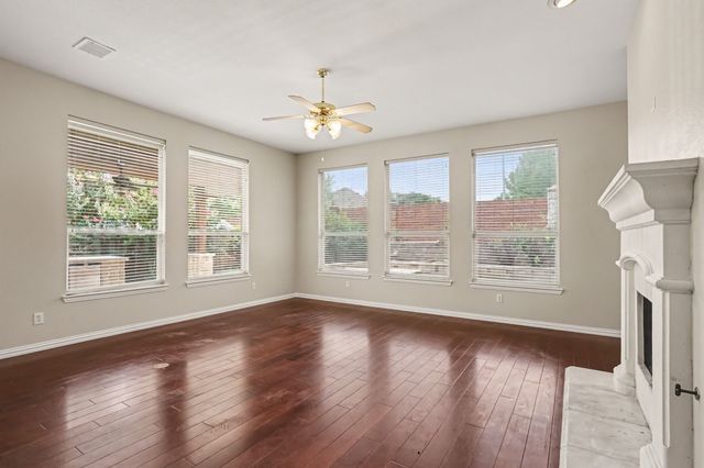 11829 Warbler Lane, Fort Worth, TX 76244