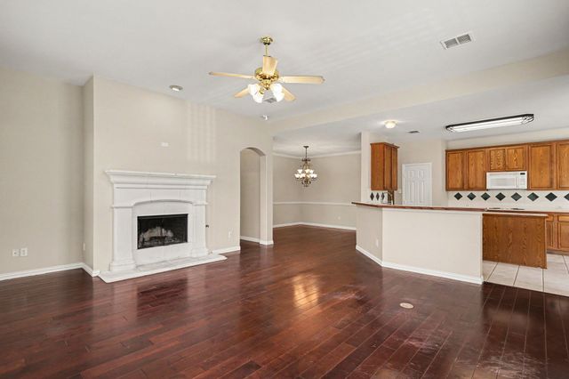 11829 Warbler Lane, Fort Worth, TX 76244