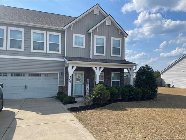 307 Feathers Lane, Raeford, NC 28376