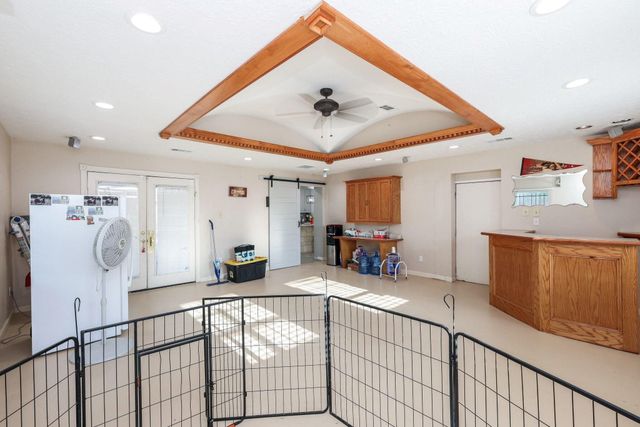 266 W Riverwood Drive, Houston, TX 77076