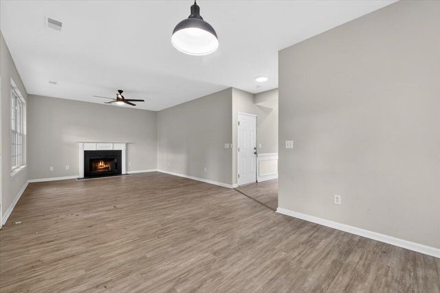 215 Evesham Drive, Summerville, SC 29485
