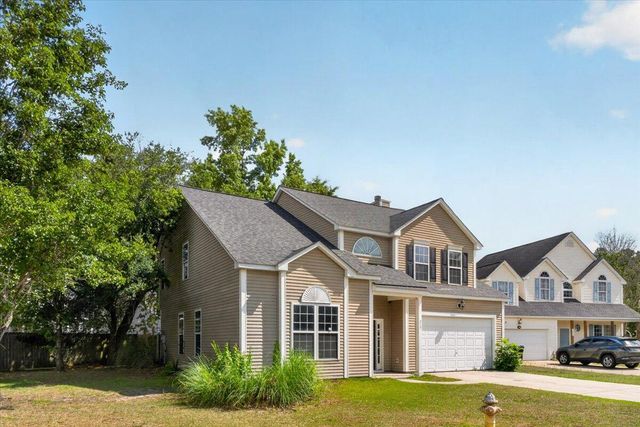 215 Evesham Drive, Summerville, SC 29485