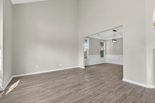 215 Evesham Drive, Summerville, SC 29485
