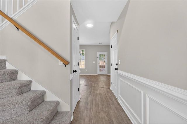 215 Evesham Drive, Summerville, SC 29485