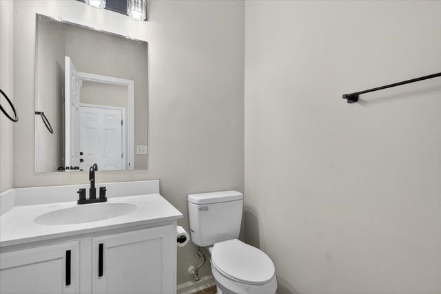 215 Evesham Drive, Summerville, SC 29485