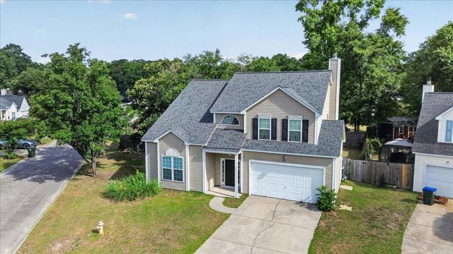215 Evesham Drive, Summerville, SC 29485