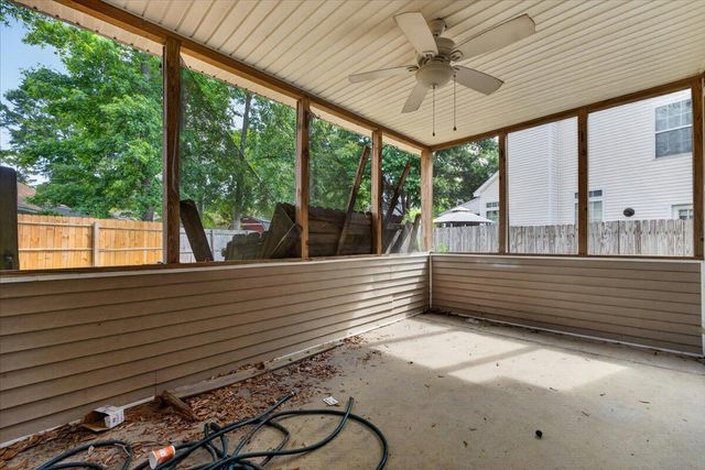 215 Evesham Drive, Summerville, SC 29485