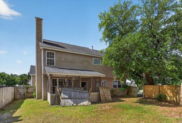 215 Evesham Drive, Summerville, SC 29485