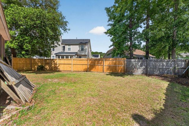 215 Evesham Drive, Summerville, SC 29485