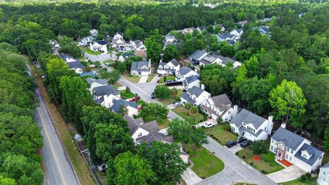 215 Evesham Drive, Summerville, SC 29485