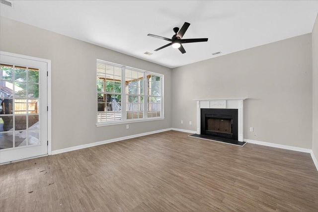 215 Evesham Drive, Summerville, SC 29485