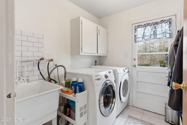 5 Washington Avenue, Morganville, NJ 07751