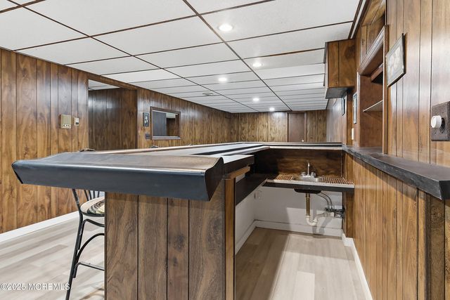 5 Washington Avenue, Morganville, NJ 07751