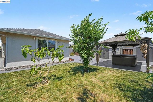 1598 Beechwood Ave, San Leandro, CA 94579