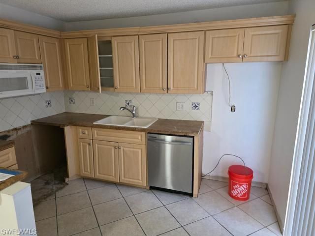 12342 Woodrose CT 3, Fort Myers, FL 33907