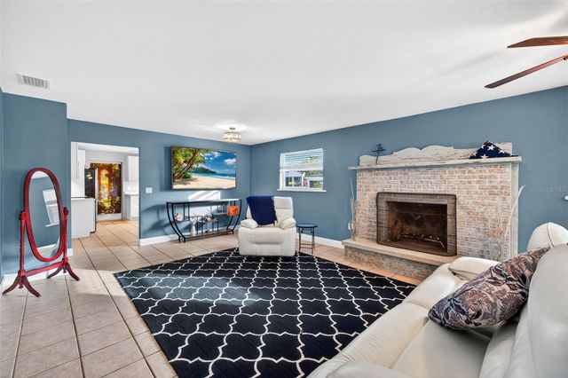 119 GLENHOLM AVENUE, Punta Gorda, FL 33950