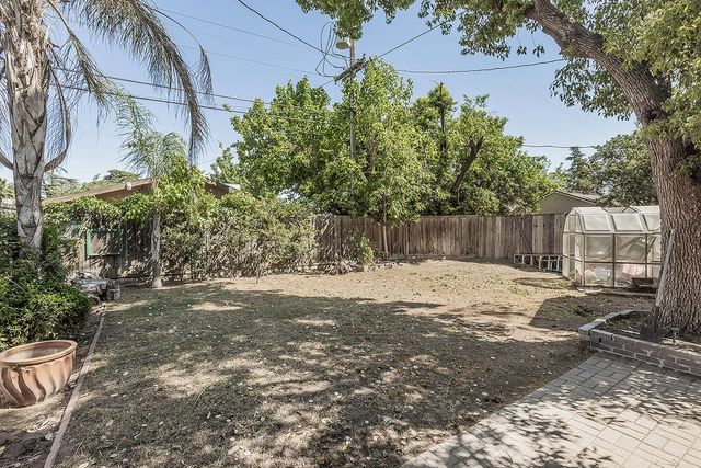 2030 N Wilson Avenue, Fresno, CA 93704