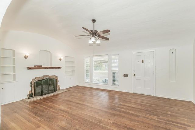 2030 N Wilson Avenue, Fresno, CA 93704