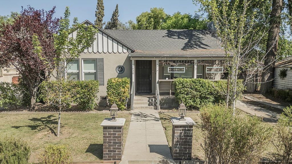 2030 N Wilson Avenue, Fresno, CA 93704