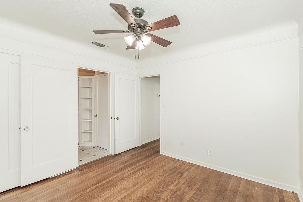 Image 24 of property listing at 2030 N Wilson Avenue, Fresno, CA 93704