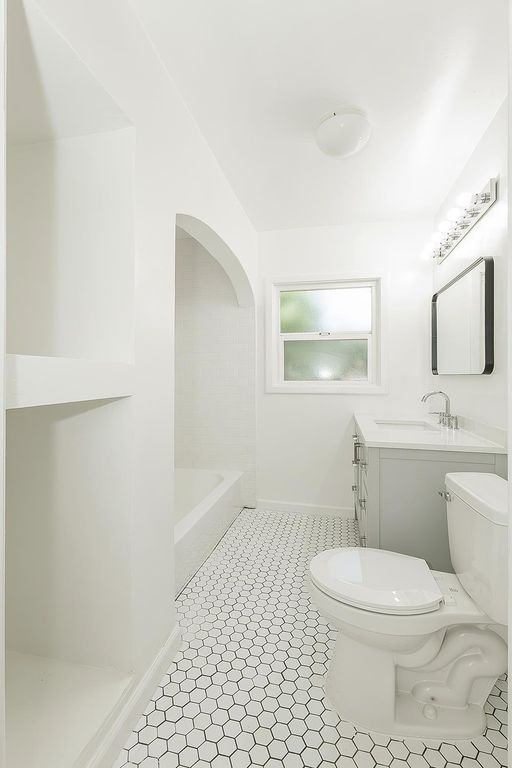 Image 25 of property listing at 2030 N Wilson Avenue, Fresno, CA 93704