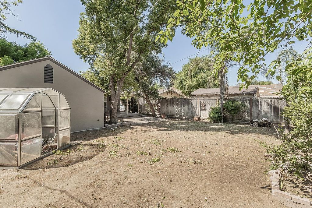 Image 45 of property listing at 2030 N Wilson Avenue, Fresno, CA 93704