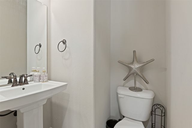 3615 Adriana Avenue, Irving, TX 75038