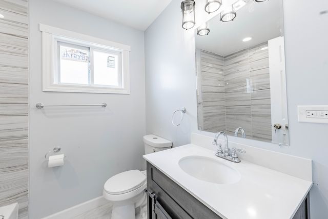10012 S Yale Avenue, Chicago, IL 60628
