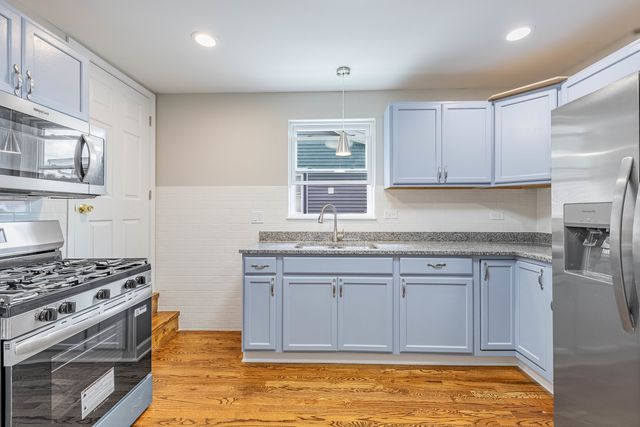 10012 S Yale Avenue, Chicago, IL 60628