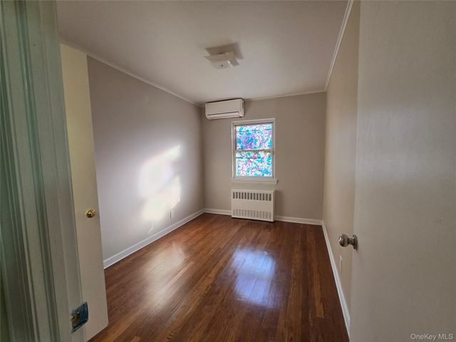 58-55 197 Street, Fresh Meadows, NY 11365