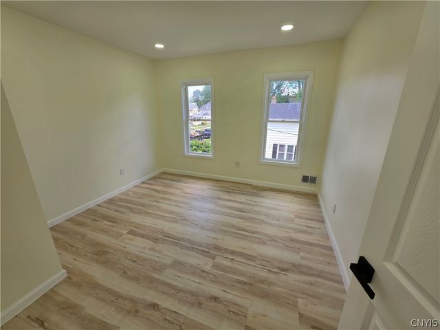 34 Gaylord Street, Auburn, NY 13021