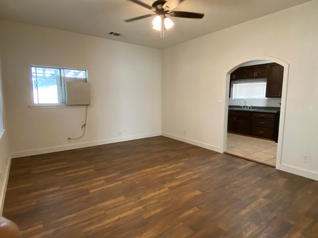 30694 Road 64, Visalia, CA 93291